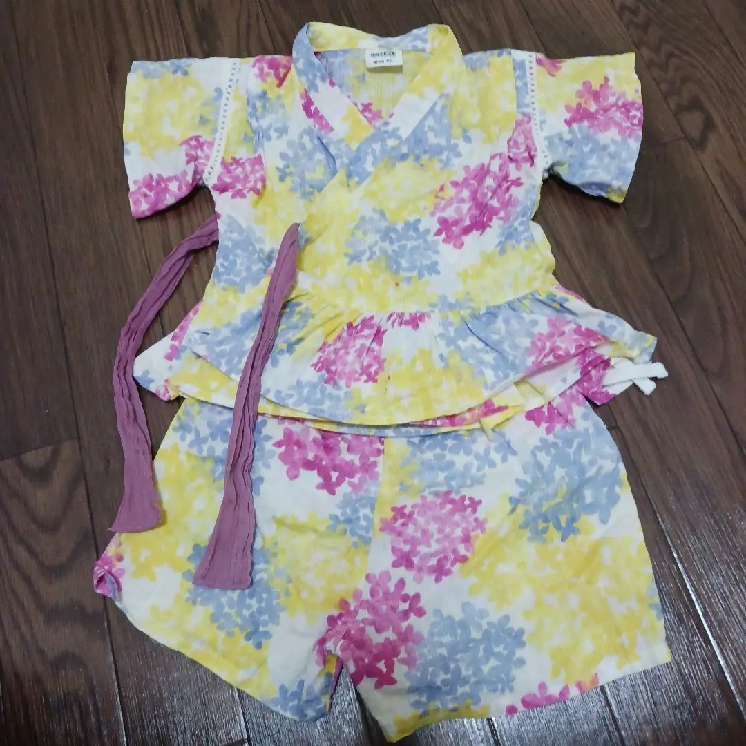Thumbnail of BREEZE Jinbei, Size 90, Colorful Floral Pattern