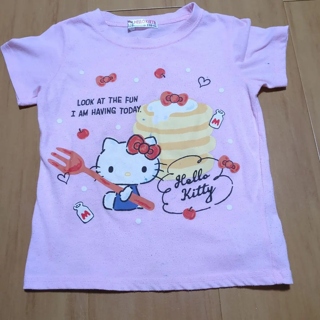 Thumbnail of 110cm Hello Kitty T-shirt