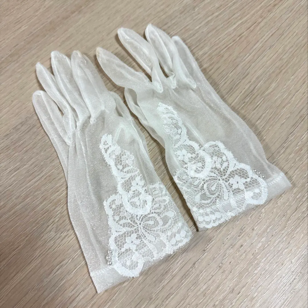 Thumbnail of Wedding gloves, embroidery, bridal