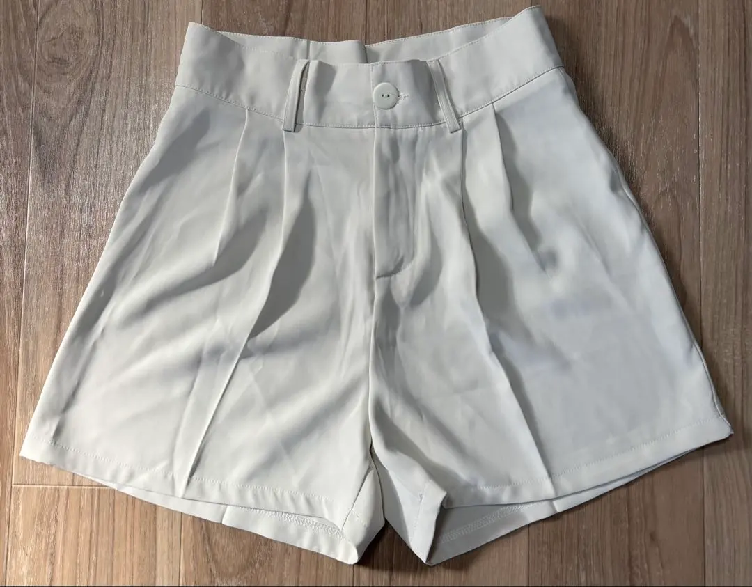 Thumbnail of New me+em select Women's Shorts, Size L