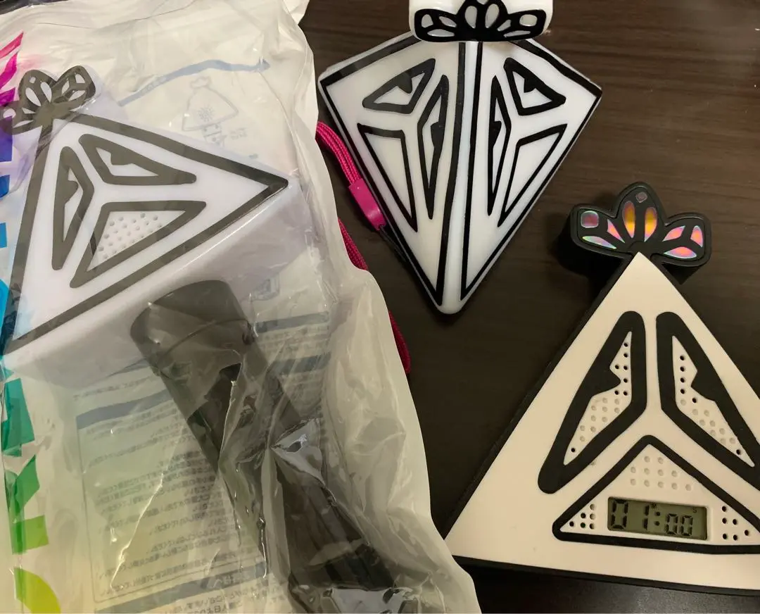 新品未使用 ▲△ サンカク ENDRECHERI 堂本剛 ボディバッグ エンドリケリー】堂本剛 サンカク ボディバッグ - メルカリ