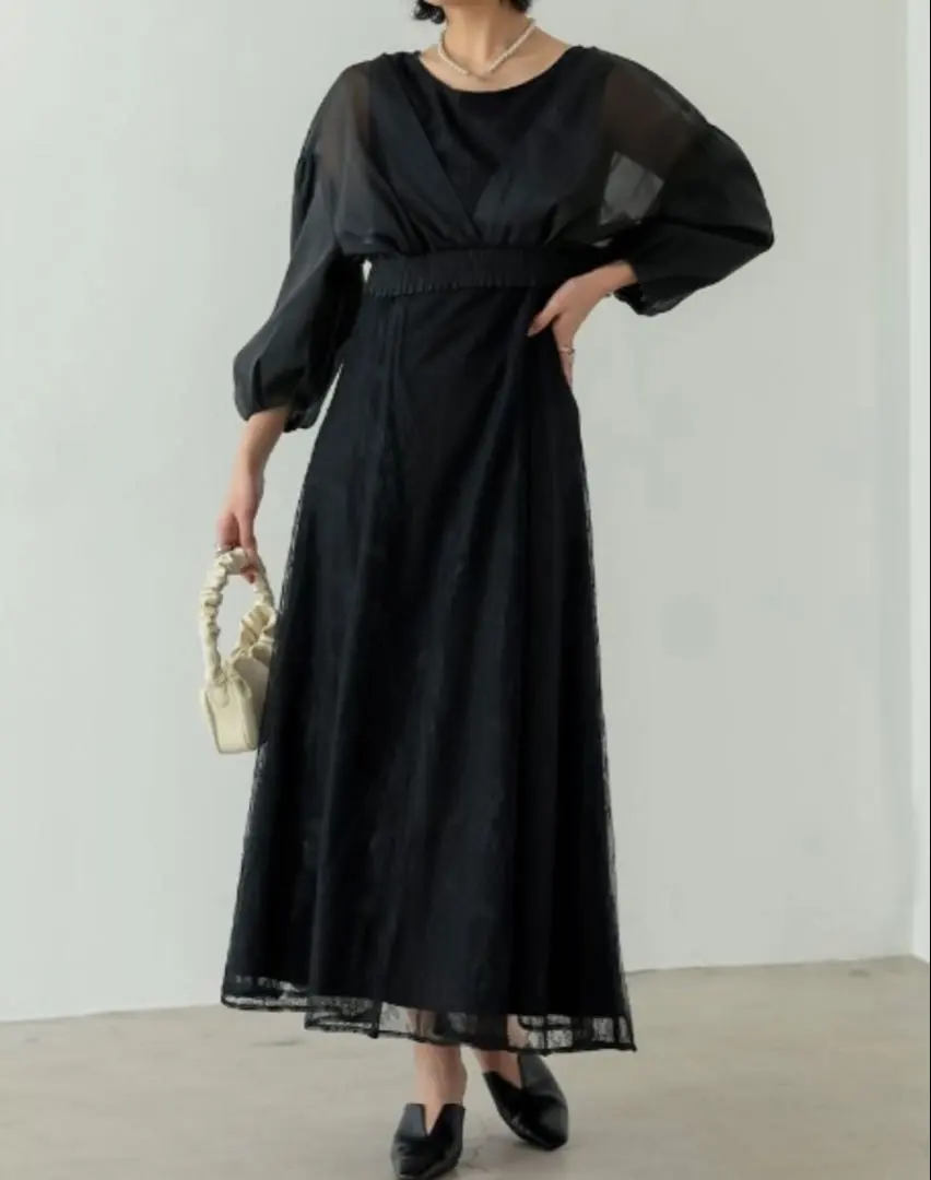 Thumbnail of Excellent Condition: Volume Sleeve Short Bolero × Sleeveless Lace Flare Dress