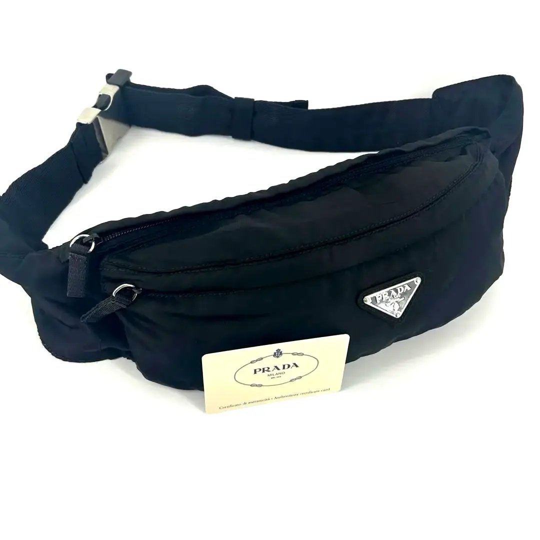 美品⭐️PRADA ボディバッグ 三角ロゴ V132 ナイロン オレンジ系 美品⭐️PRADA ボディバッグ 三角ロゴ V132 ナイロン オレンジ系