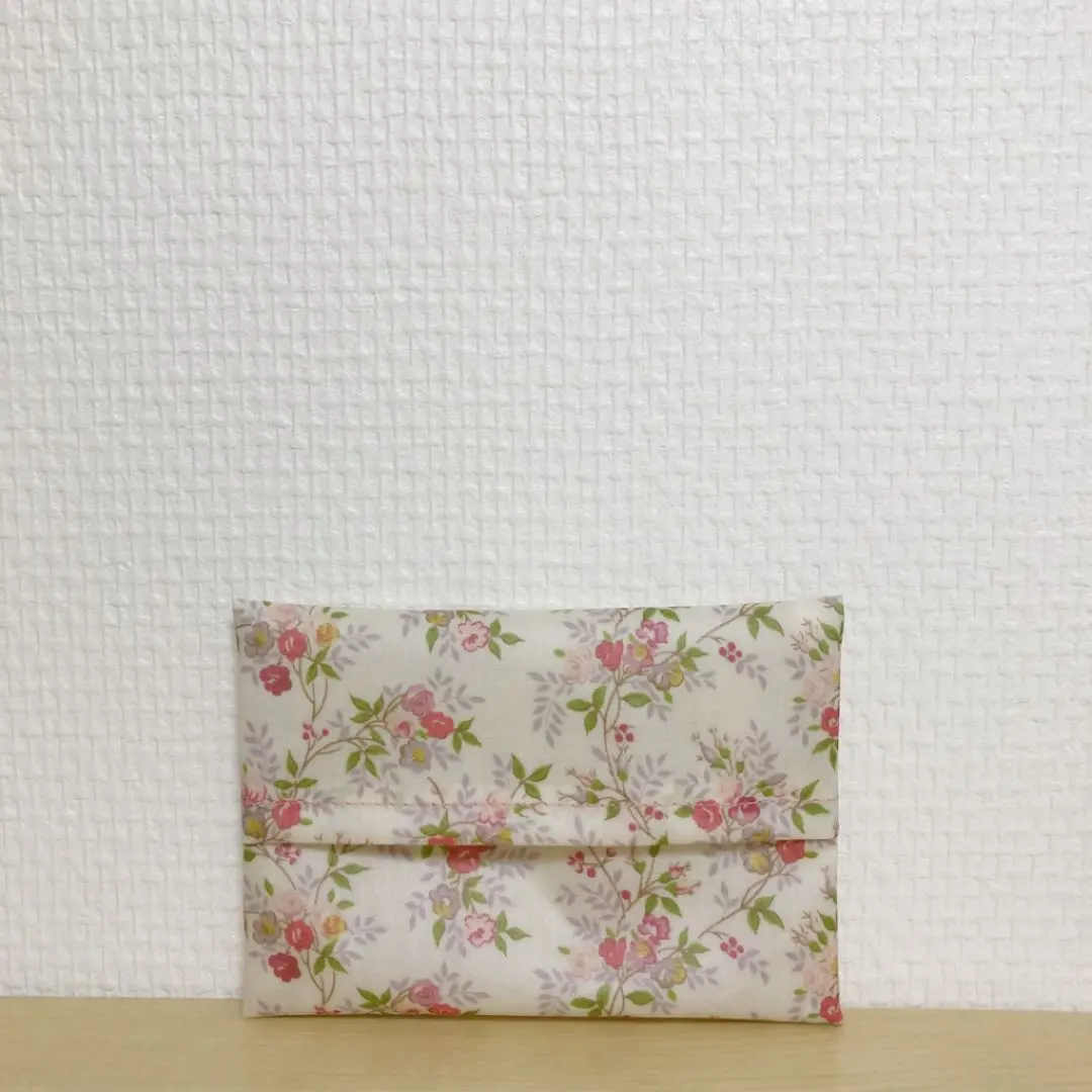 Thumbnail of Liberty Annana Tissue Case Laminated