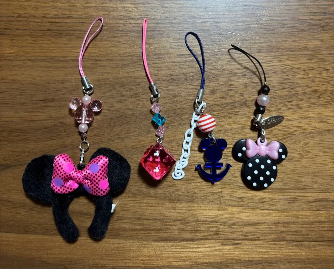 Thumbnail of Mickey & Minnie Strap Set of 4