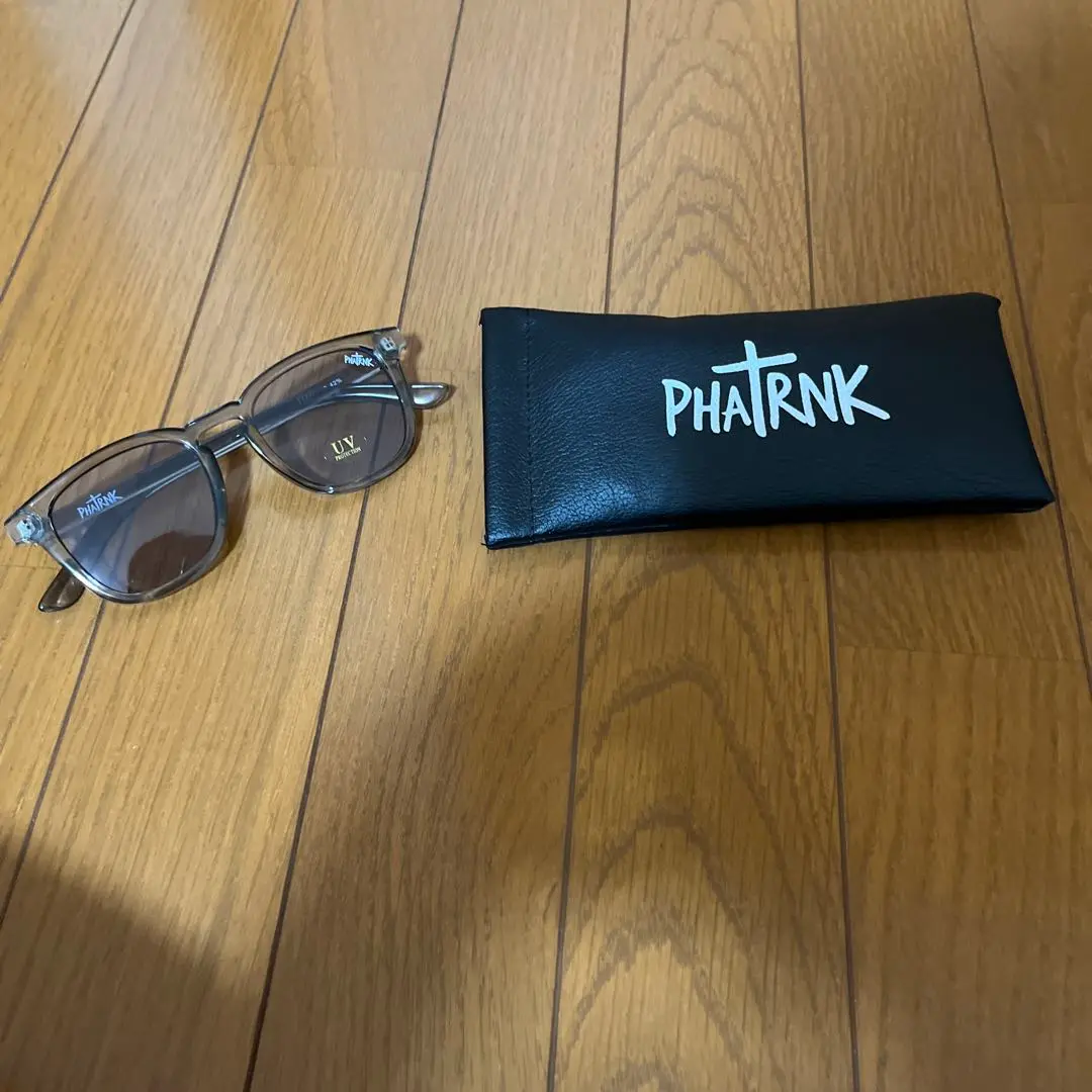 ■PHATRNK■ロゴ サングラス ブルー グレー ロングセラー商品 □PHATRNK□ロゴ サングラス ブルー グレー ロングセラー商品