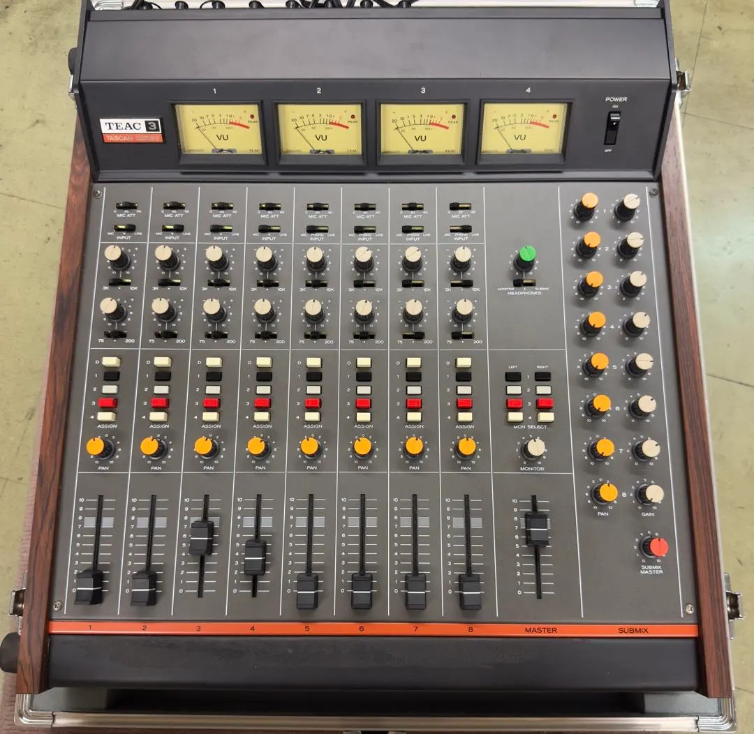 レア TEAC MODEL3アナログミキサー /TASCAM 388プリアンプ レア TEAC MODEL3アナログミキサー /TASCAM 388プリアンプ