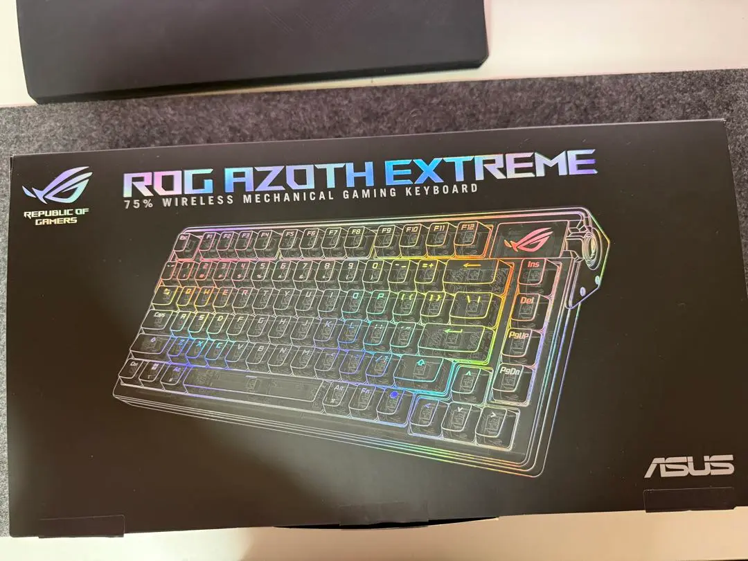 ROG Azoth | キーボード | ROG Japan