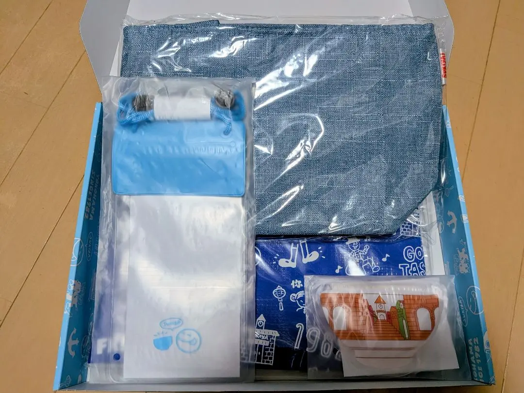 Thumbnail of Convenient for outdoor activities! Leisure set with insulated bag (Sukiya Lucky Bag)