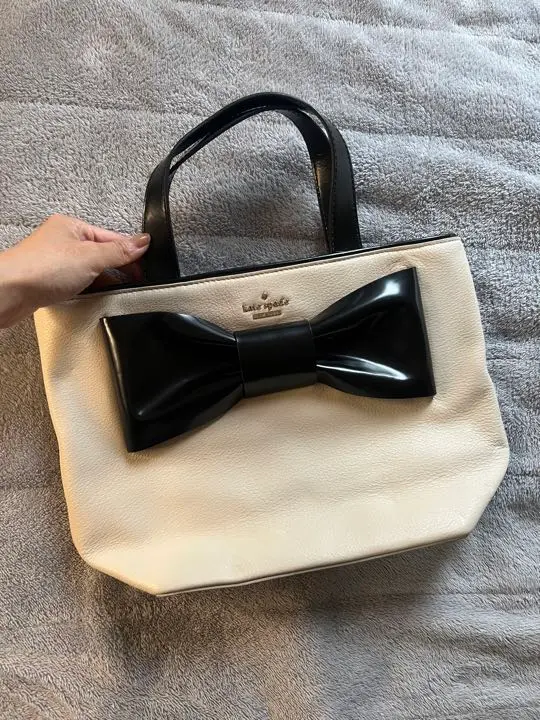 Kate Spade トラベルトランク 新品 未使用 2025年最新】kate spade new york レディース キャリーケースの