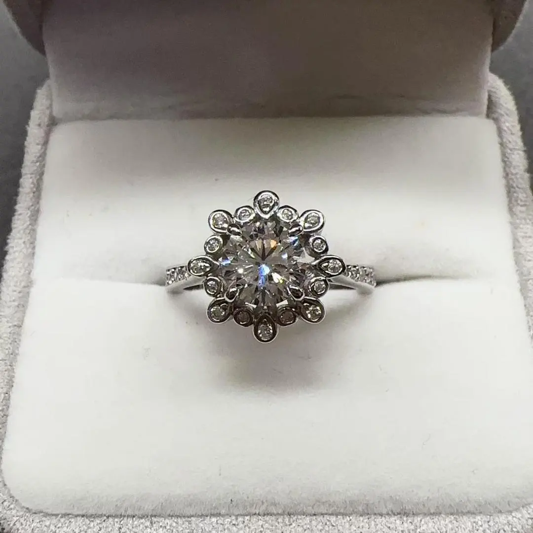 天然鑽石 K18金 D1克拉（附鑑定書） 的縮圖