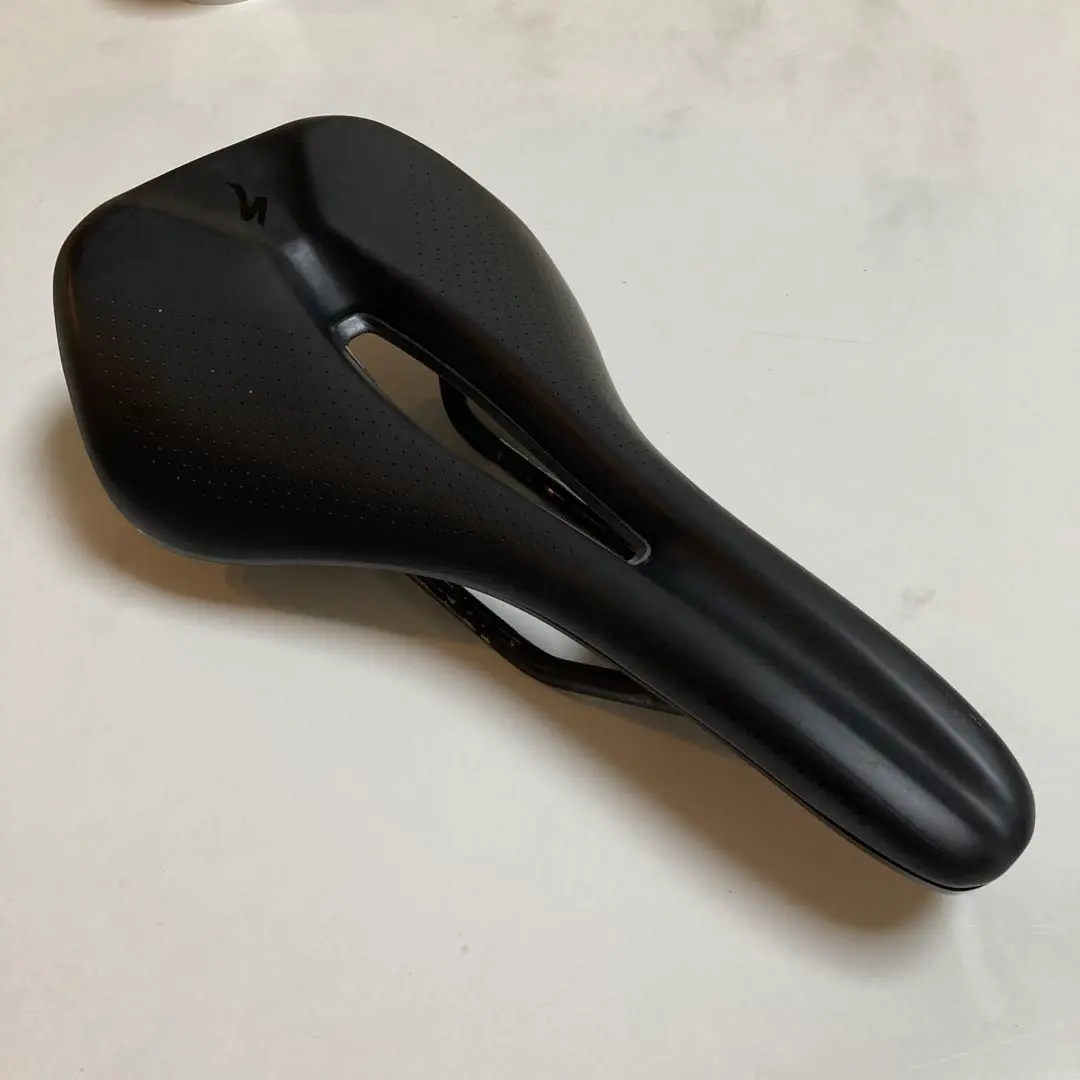 ショートノーズサドルからレギュラーノーズへ。S-WORKS PHENOM