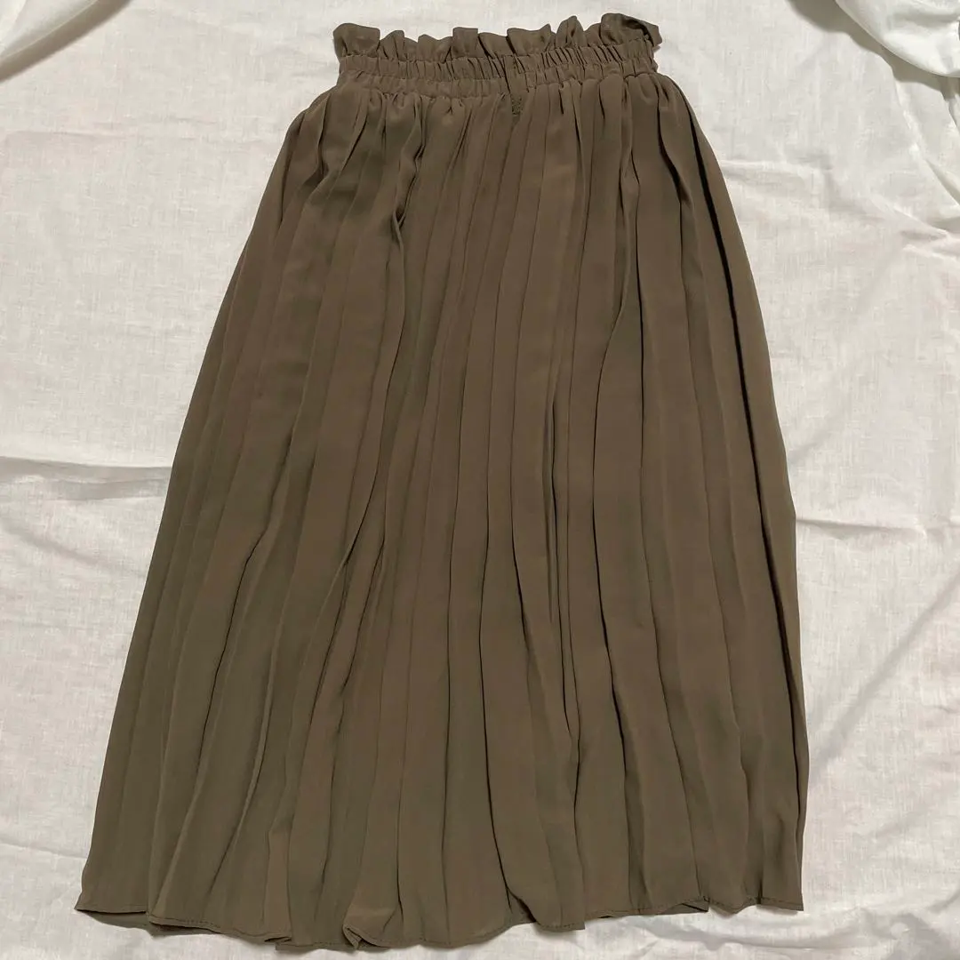 Thumbnail of Pleated skirt, khaki, size M