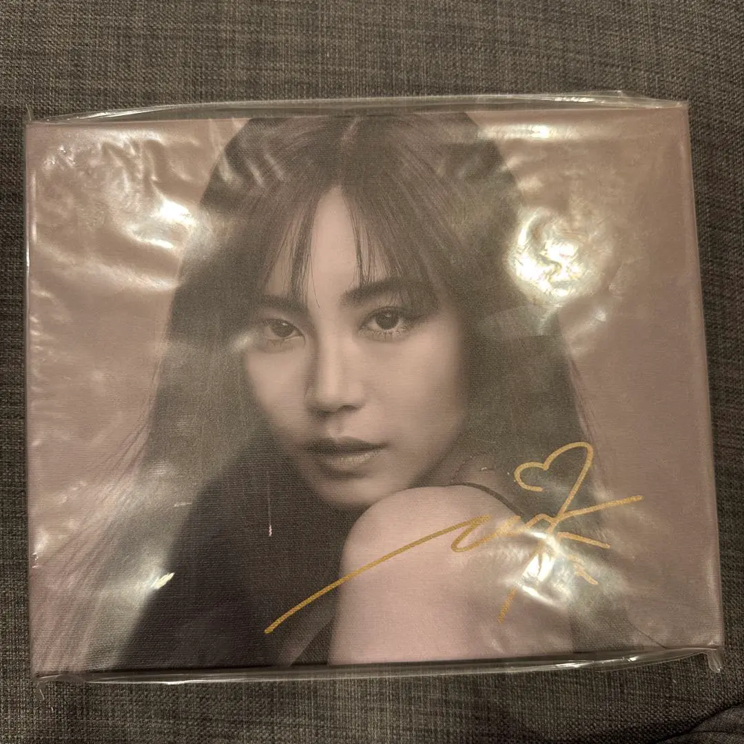 Thumbnail of Reina Washio Autographed Canvas Art