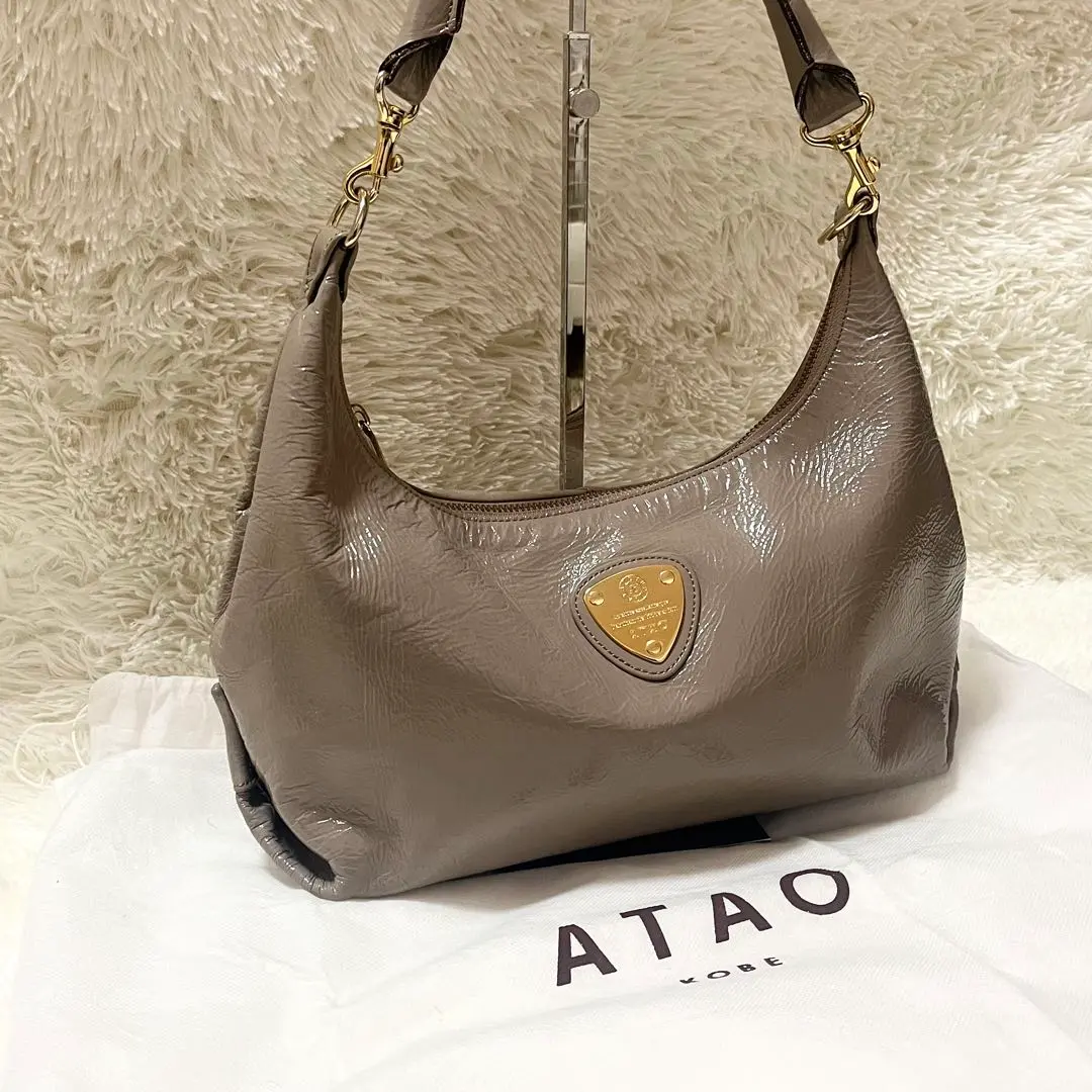極美品✨ATAO　エナメル　レザー　ミント　グレージュ　ハンドバッグ 2025年最新】アタオ バッグ ミントの人気アイテム - メルカリ