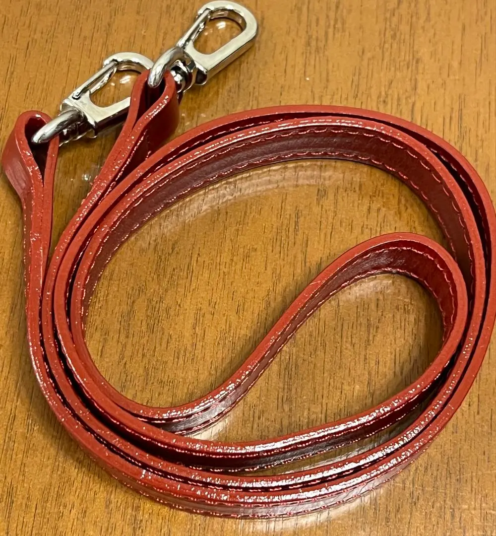 Thumbnail of Leather strap, red, for bag