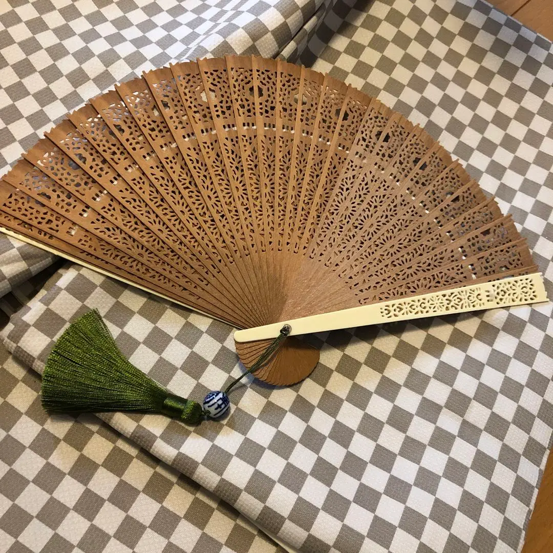 扇子　象牙調 o1365102415416155098.jpg