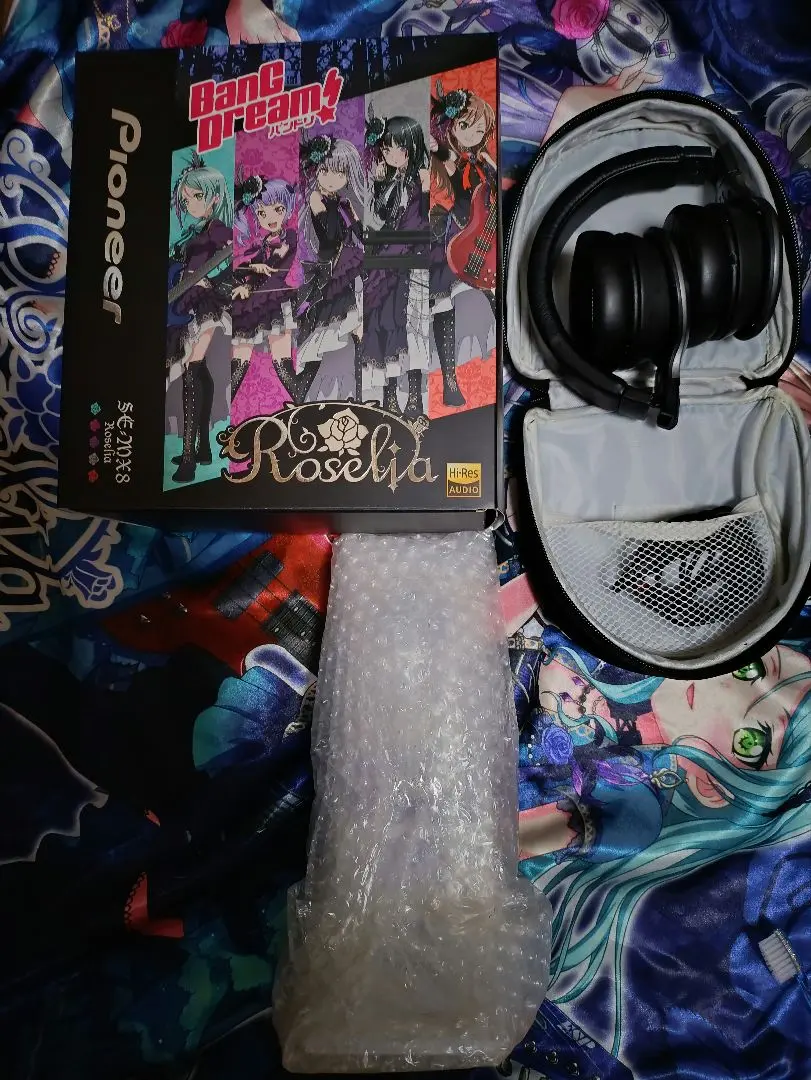 ヘッドフォン　RAISE A SUILEN ハイレゾ対応ヘッドホン SE-C8TW コラボ限定モデル 「BanG Dream! ガールズバンドパーティ!」 中古】ヘッドフォン RAISE A SUILEN ハイレゾ対応ヘッドホン SE