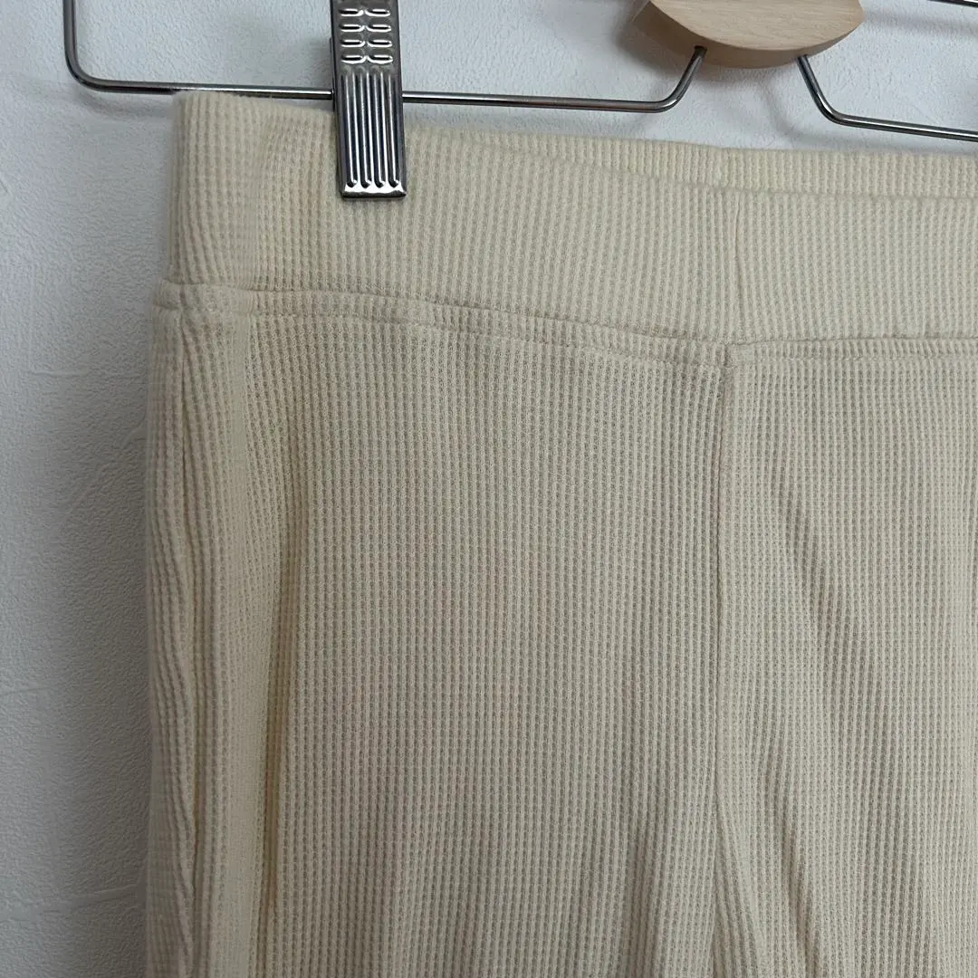 Thumbnail of Beige Ribbed Leggings, Size S