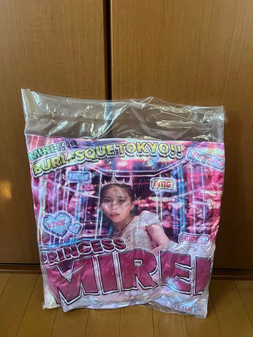 63ANGEL バーレスク東京 クッション いちご 数量は多 Amazon.co.jp: いちご クッション バーレスク東京