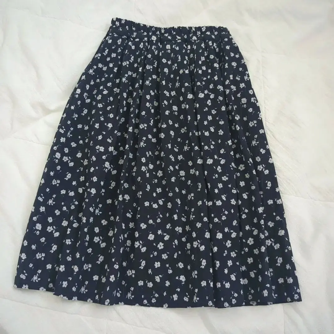 Thumbnail of Floral skirt 120cm Navy