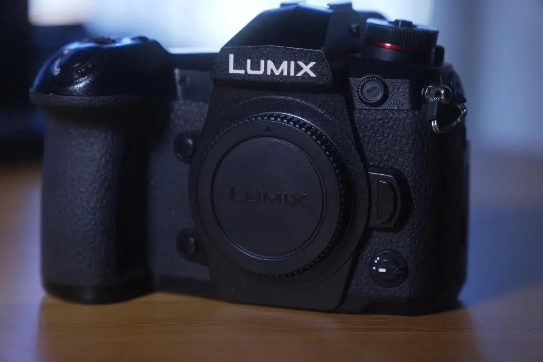 ［最終値下げ］Panasonic LUMIX DC-GH5M V-Log拡張済 最終値下げ］Panasonic LUMIX DC-GH5M V-Log拡張済