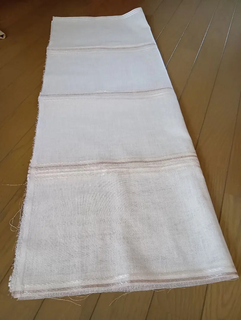 白色棉布條紋碎布 的縮圖