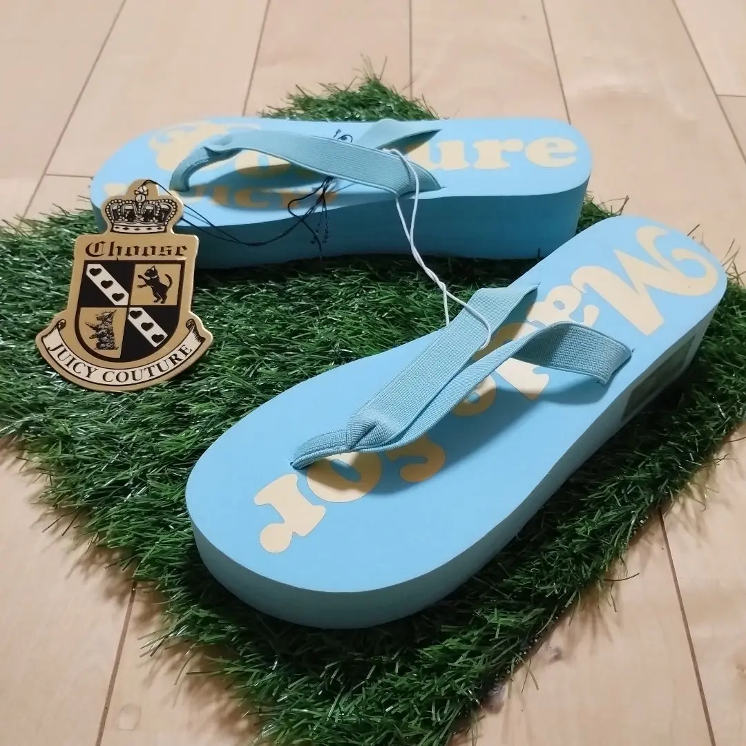 JUICY COUTURE ジューシークチュール サンダル カーキ JUICY COUTURE(ジューシークチュール) サンダル・ミュール