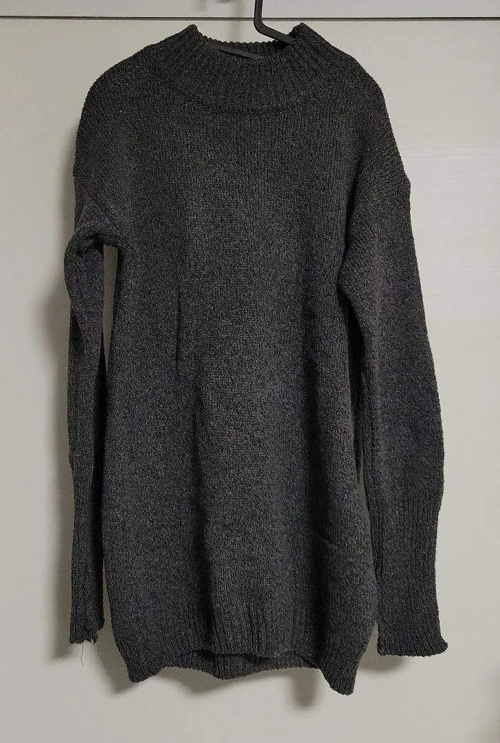 Thumbnail of Women's sweater