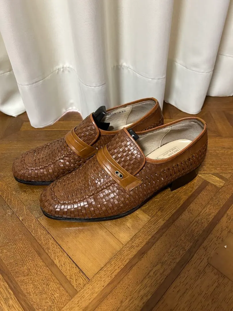 Thumbnail of Brown leather woven shoes M-L
