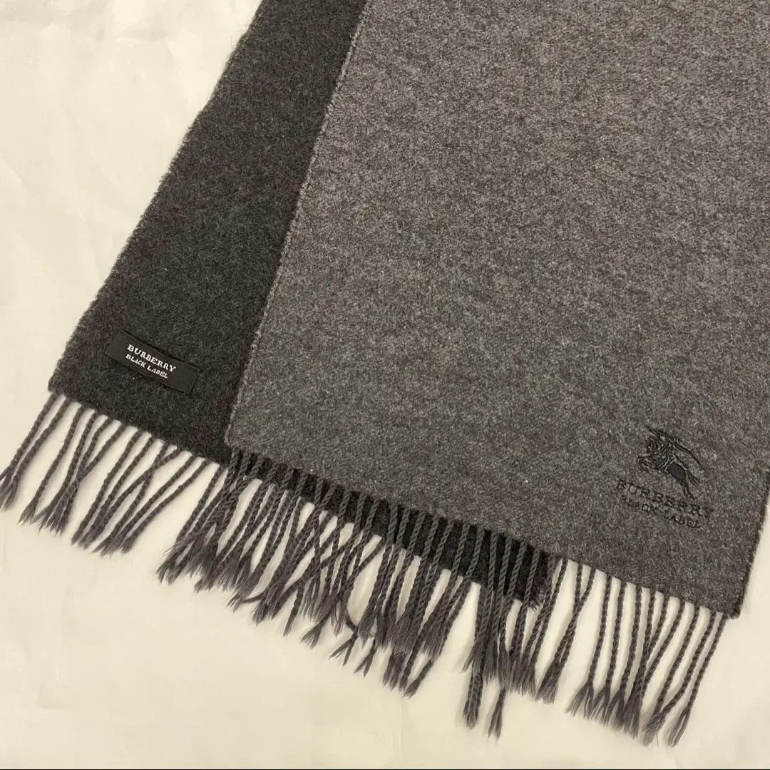 【美品】BURBERRY BLACK LABAL マフラー 長め ロゴ ブラック 2025年最新】BURBERRY BLACK LABEL 柄・デザイン：無地 マフラー