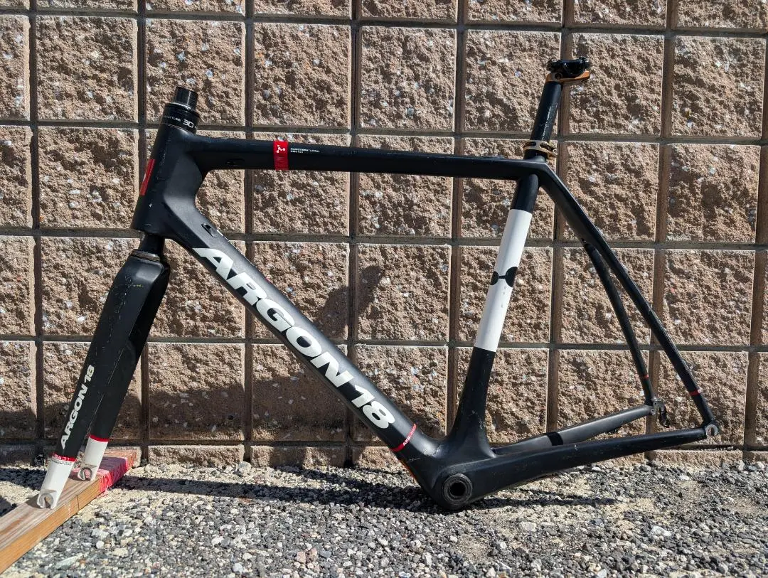 ARGON18 E116 リム　di2パワメ付きホイール込み ARGON18 E116 リム di2パワメ付きホイール込み - メルカリ
