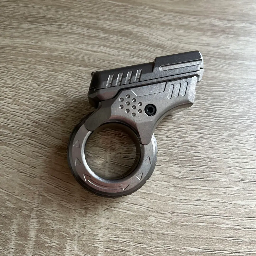 [特価] フィジェット　トイ　銃　金属製　ブラック 特価] フィジェット トイ 銃 金属製 ブラック - メルカリ