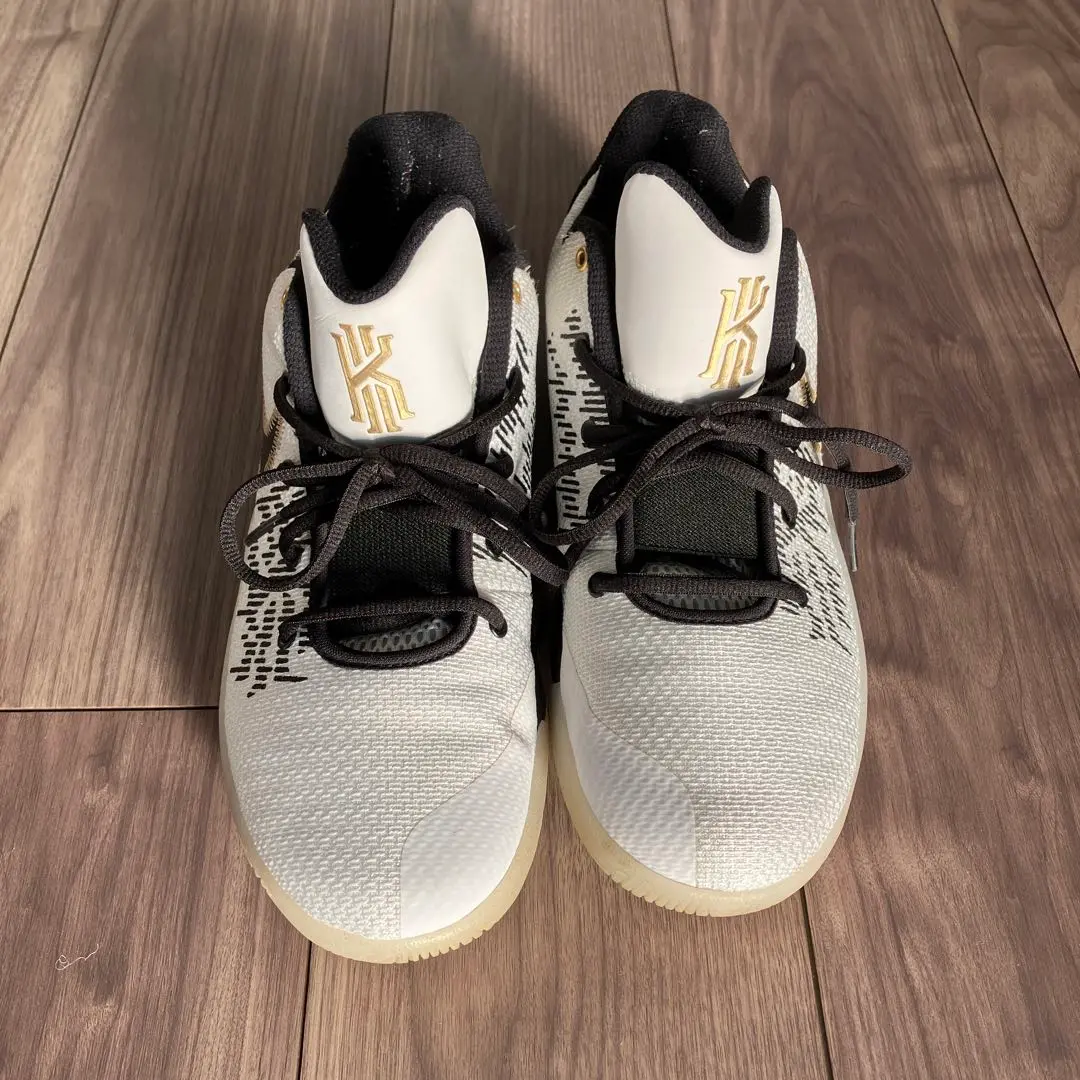 ナイキ カイリー フライトラップ II EP AO4438009 Amazon.co.jp: NIKE ナイキ カイリー フライトラップ Ⅱ EP