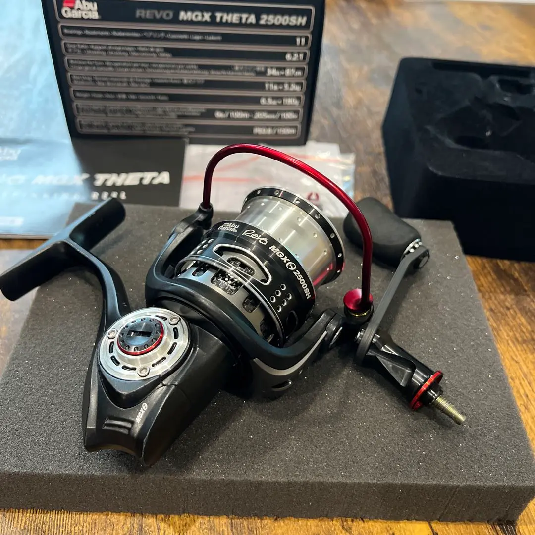 Abu Garcia MGX シータ　2500SH ② レボMGXシータが気になる！アブガルシアから発売中の軽量