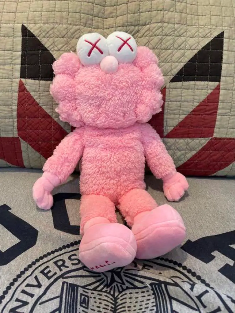 Kaws BFF Pink Plush カウズ 世界3000体限定 ぬいぐるみ ☆Kaws BFF Pink Plush カウズ 世界3000体限定 ぬいぐるみ
