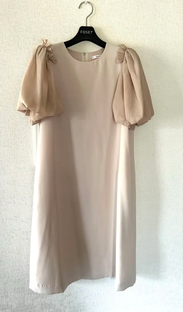 【美品】デイジーリン フォクシー 半袖ワンピース 38 ツイード×シアー 美品】デイジーリン フォクシー 半袖ワンピース 38 ツイード