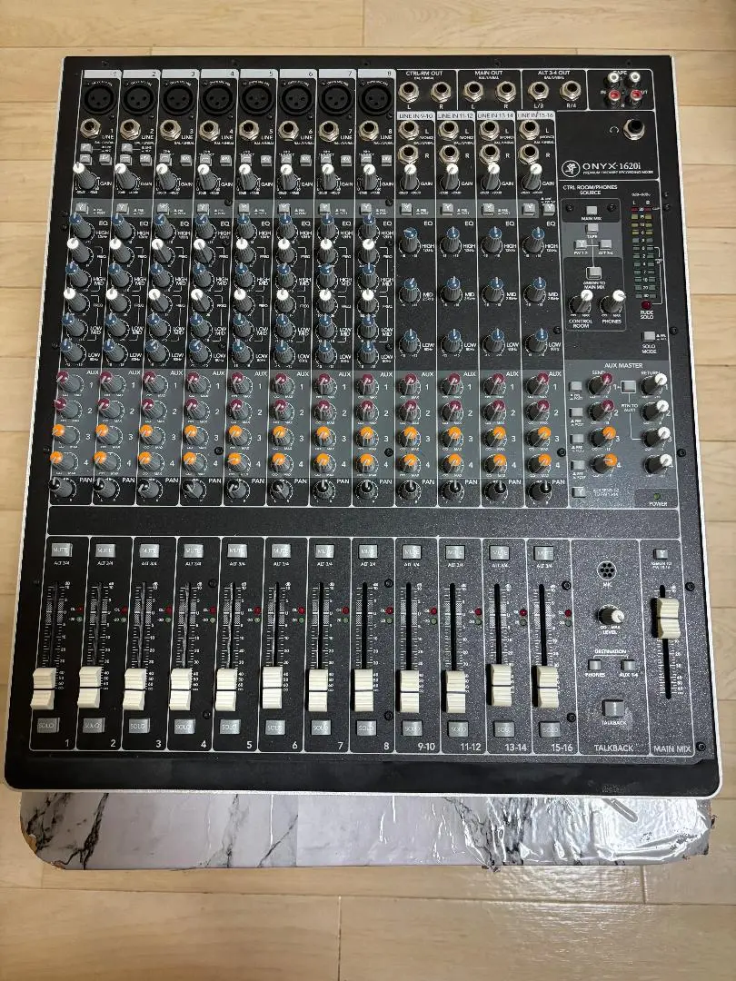 m50739875919_1.jpg?1750426349