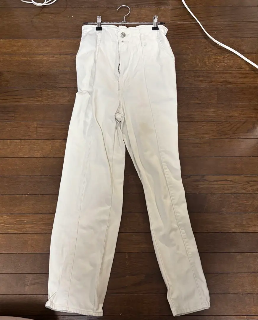 Thumbnail of White Straight Denim S