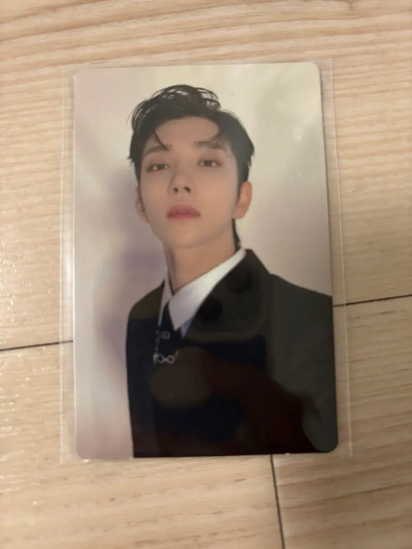Thumbnail of Joshua SEVENTEEN trading card