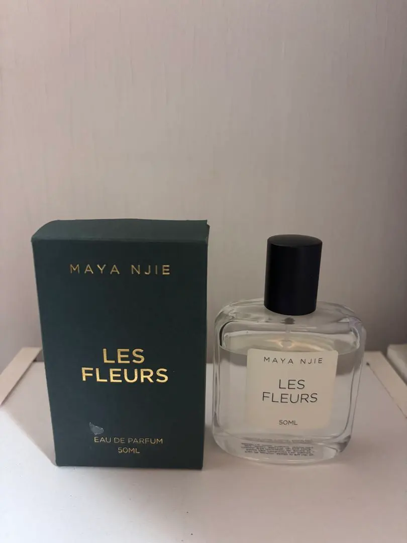 MAYA NJIE LES FLEURS 50ml 正規品 値下げ可能 MAYA NJIE LES FLEURS 50ml 正規品 値下げ可能
