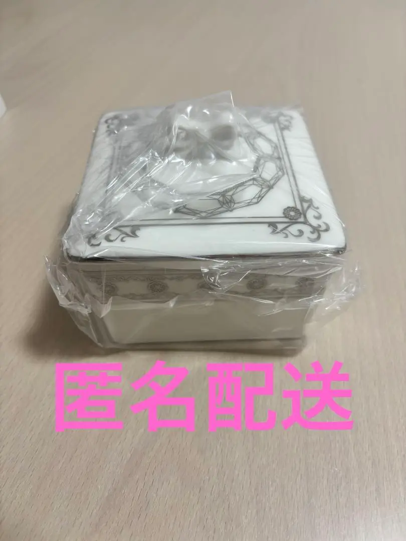 ジルスチュアート☆ノベルティ☆トレイ☆新品未使用品 2025年最新】ジルスチュアート ノベルティ コスメボックスの人気