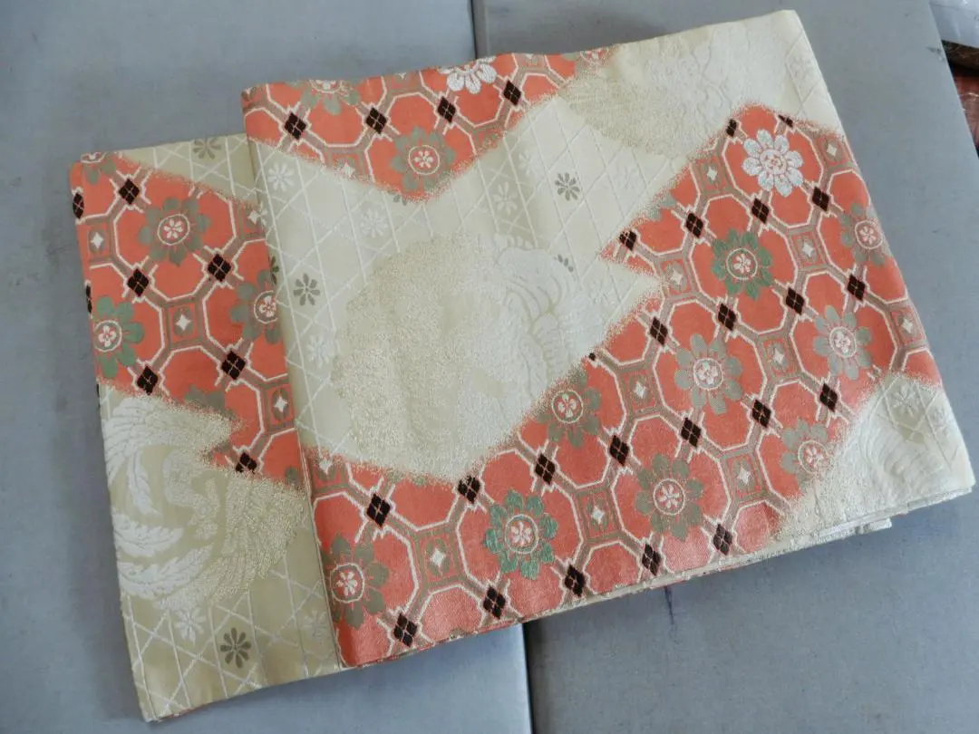 正絹・丸帶・鳳凰・古董帶 的縮圖