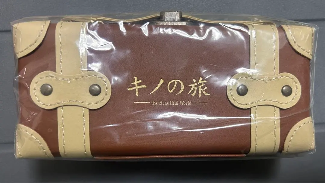 キノの旅　クリアポスター　ミニトランクポーチ　缶バッジ　布ポスター　くじ キノの旅 くじ クリアポスター ミニトランクポーチ キノの旅 クリア