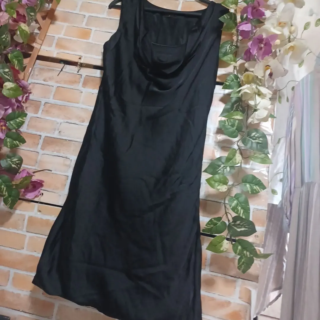 Thumbnail of ★Pena Felice★ One-piece Dress Drape Black Size 11 Shiny