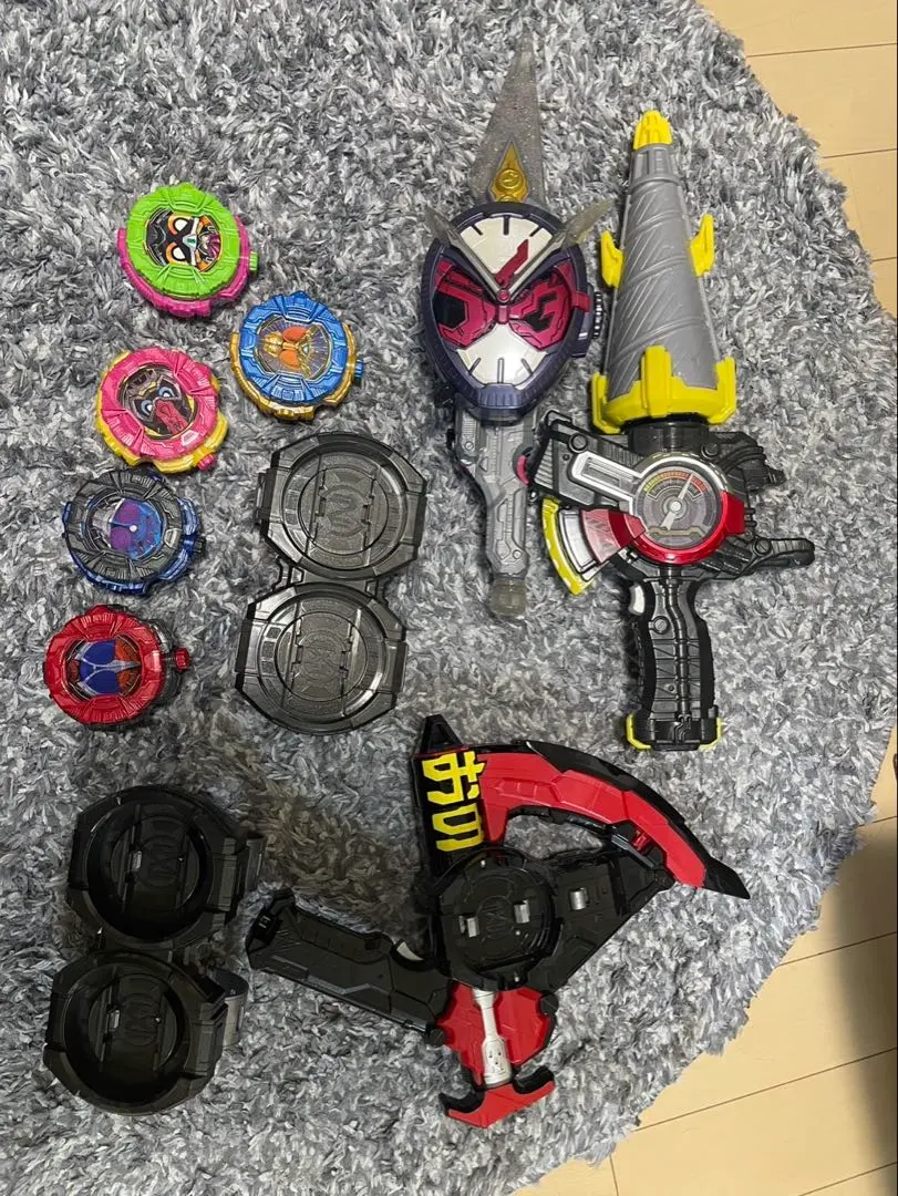Thumbnail of Kamen Rider Build & Zi-O Toy Set