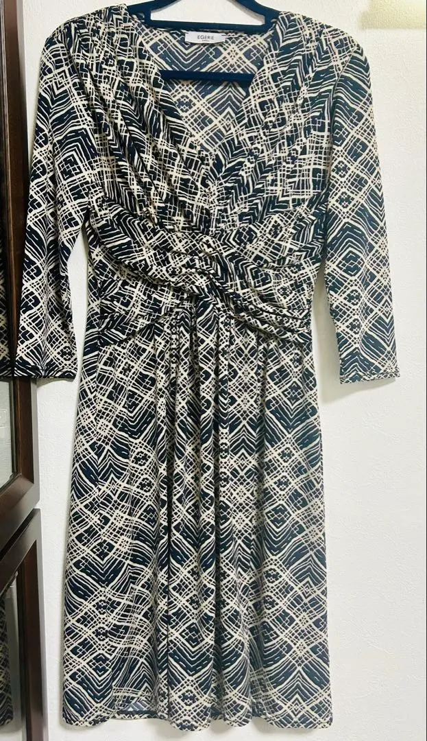 EGERIE(艾格里) 女士 連衣裙 的縮圖