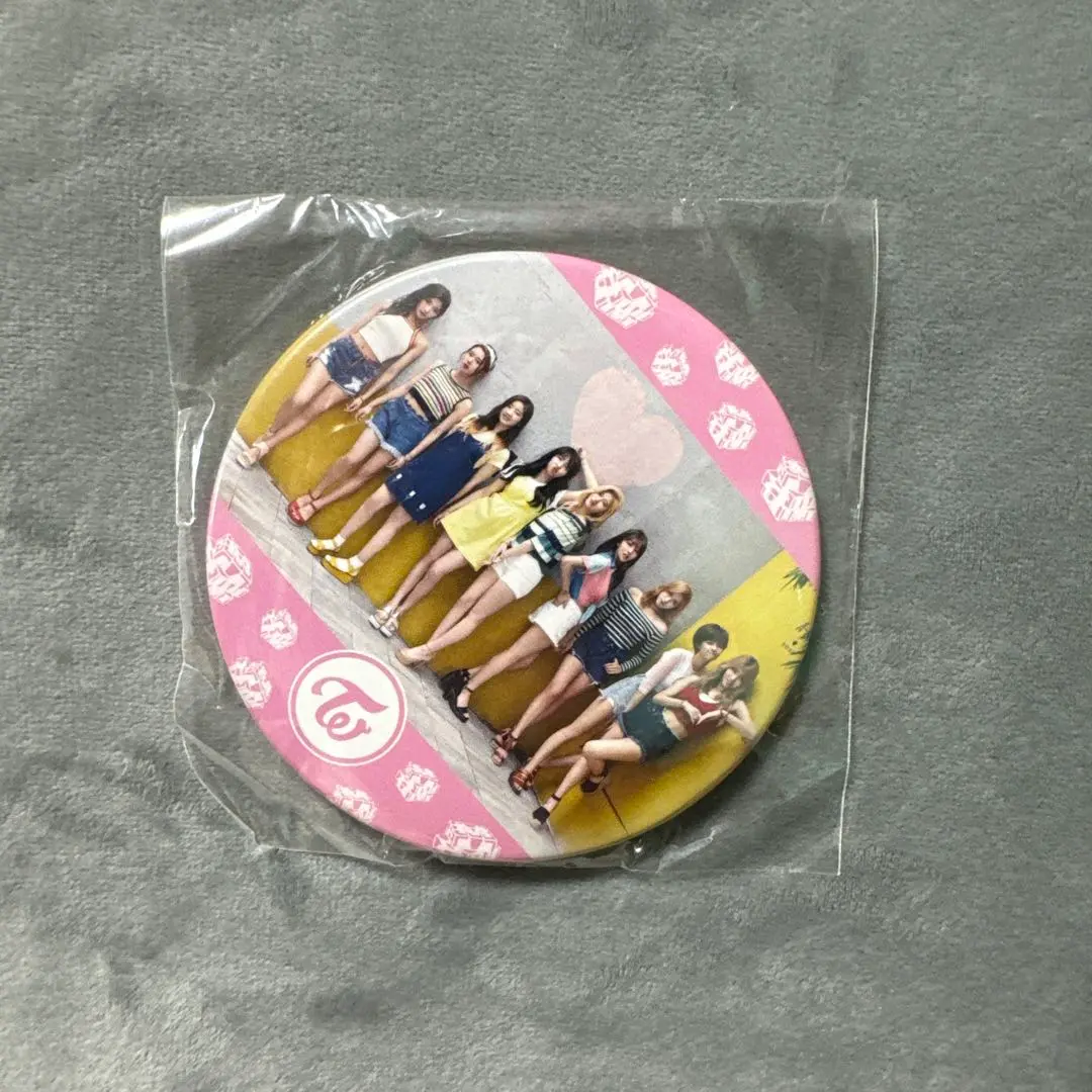 TWICE ジヒョ 缶バッチミラー 6周年 メッセージカード付き TWICE ジヒョ 缶バッチミラー 6周年 メッセージカード付き