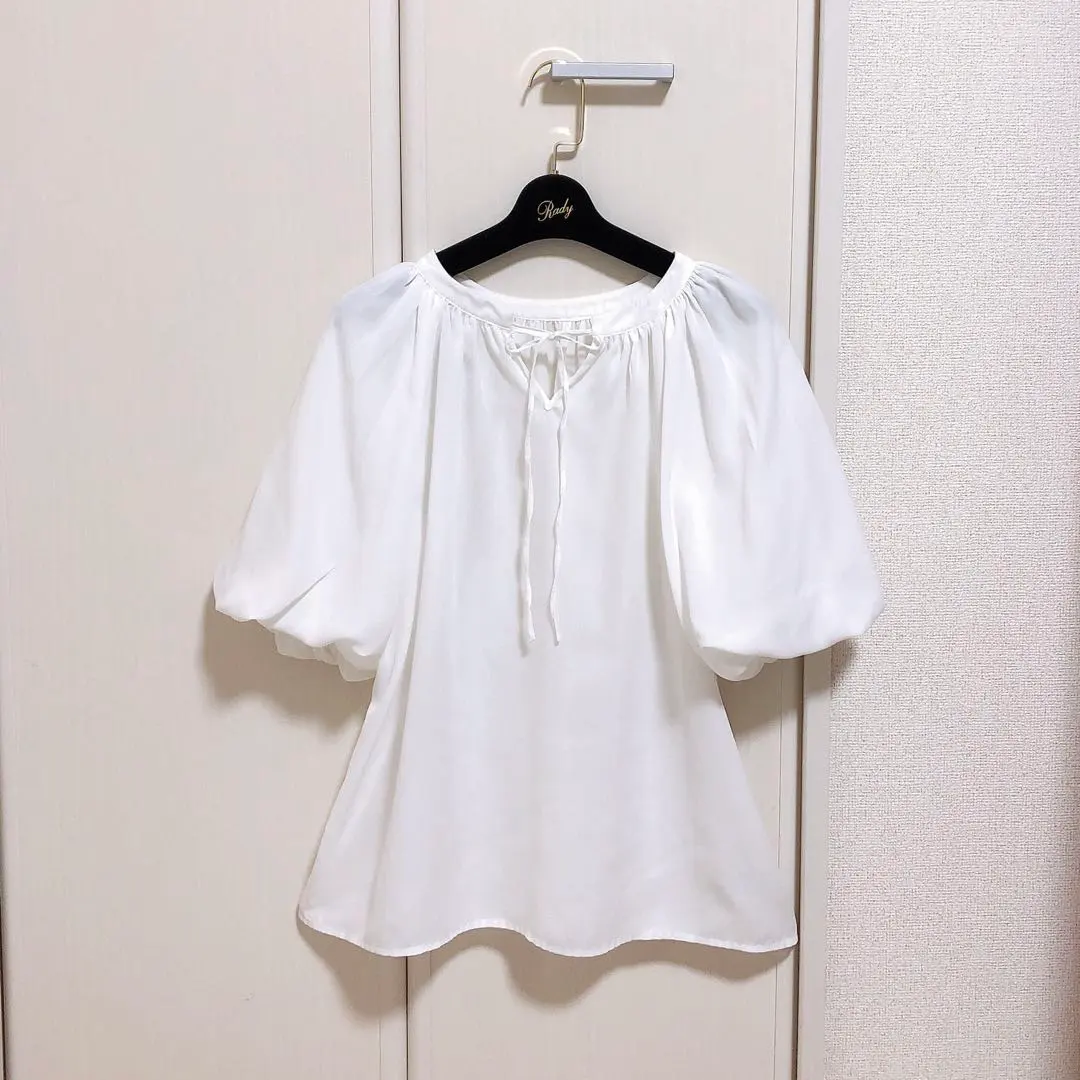 Thumbnail of Te chichi TERRASSE 2-way Volume Sleeve Blouse, White