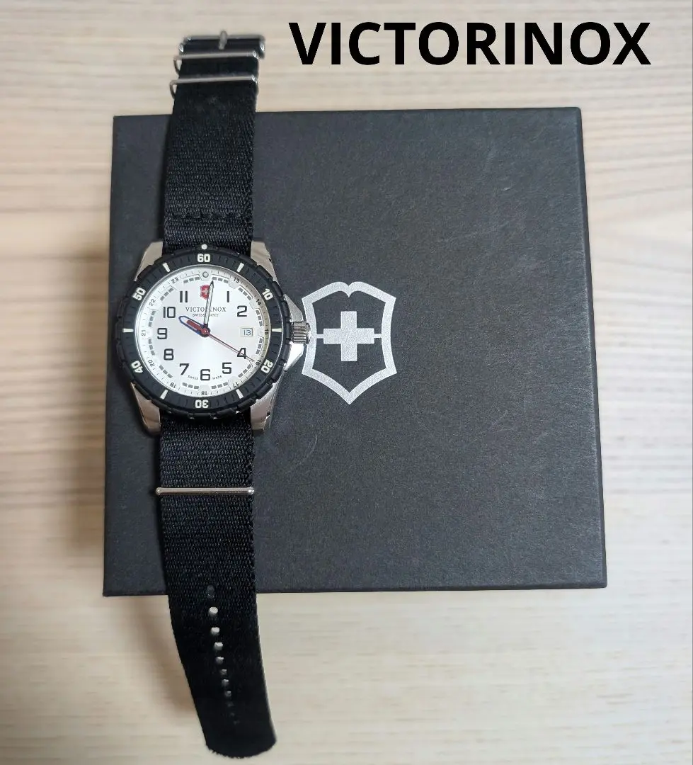 【良品】ビクトリノックス レザーベルト V25653 腕時計 黒 茶 シルバー 腕時計 アクセサリー ビクトリノックス」の人気商品一覧 | 安い